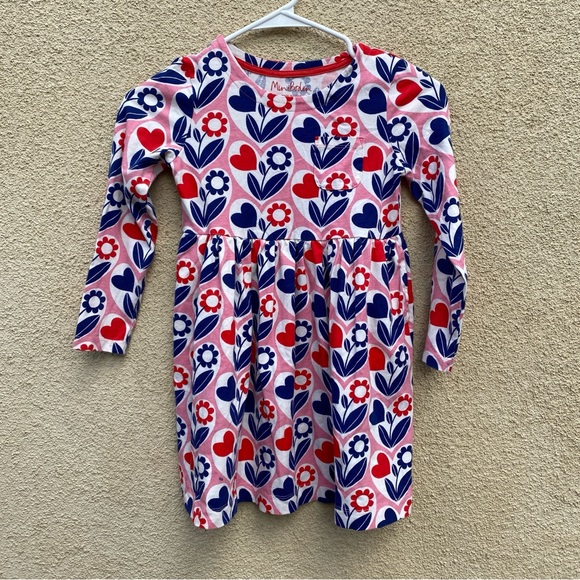 Mini Boden Other - Mini Boden dress long sleeve hearts and flowers size 7-8